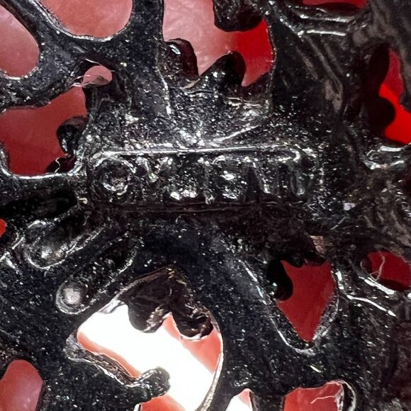 M JENT Vintage Jet Black Rhinestone Filigree PAISLEY BROOCH Costume Jewelry - Picture 10 of 10